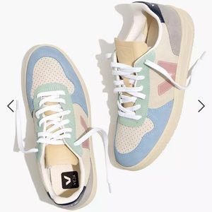 Veja suede v-10 sneakers